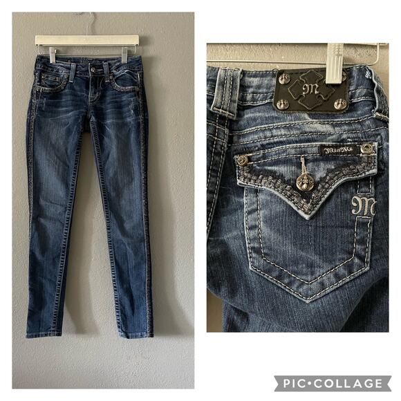 Miss‎ Me Skinny Jeans - Picture 1 of 9